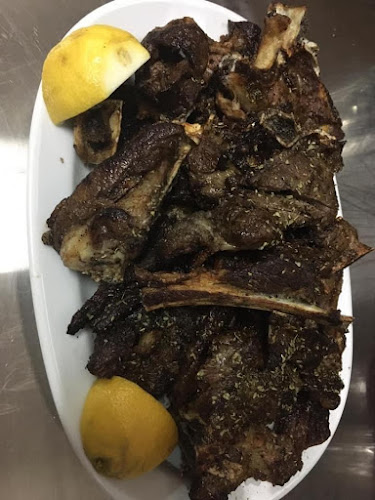 Η Παράδοση - Γαστρονομία και φιλοξενία