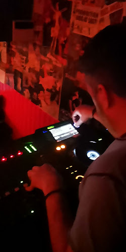 Speak Low - Γαστρονομία και φιλοξενία