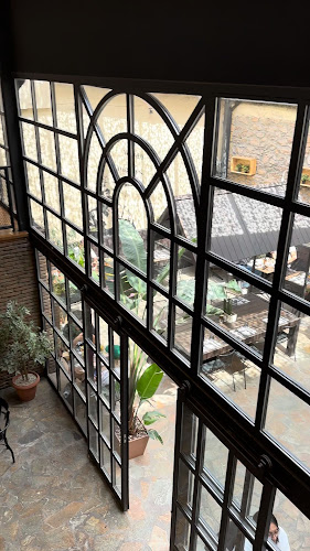 Ηρακλειδών 8, Αθήνα 118 51