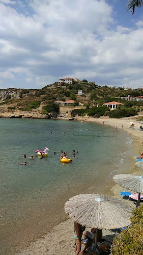 Βιανδύνη | Παραλία Καφέ - Μπαρ - Εστιατόριο