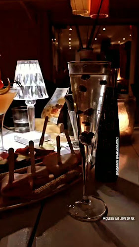 Opinii despre Queen în Λουτράκι - Γαστρονομία και φιλοξενία