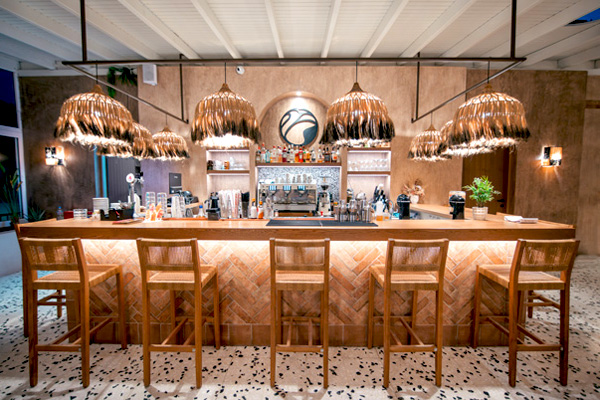 FAROS Seaside Bar Restaurant - Γαστρονομία και φιλοξενία