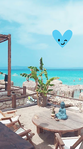 Opinii despre Ohana Waves Beach Bar în Καλλιθέα - Γαστρονομία και φιλοξενία