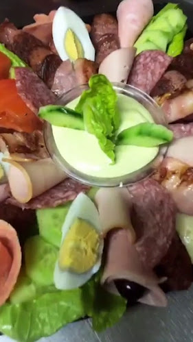 Opinii despre GRANDE Cafe Pizza & Breakfast Poros în Πόρος - Γαστρονομία και φιλοξενία