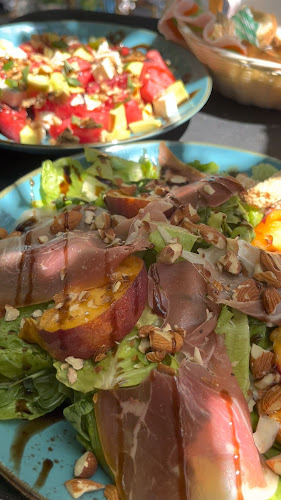 Opinii despre Αίθριο Μπαρ în Πάργα - Γαστρονομία και φιλοξενία