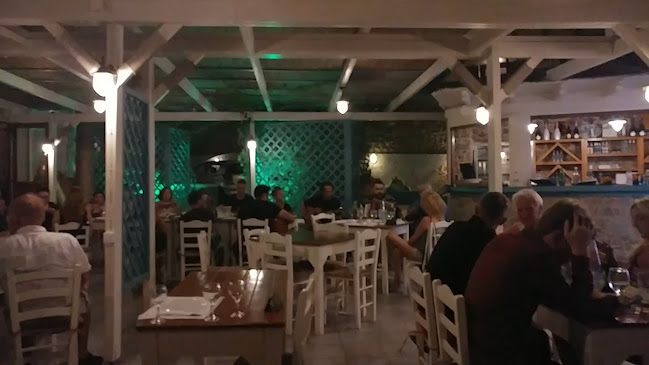 Opinii despre Paradisos All Day Restaurant Bar în Αγ. Μαρίνα - Γαστρονομία και φιλοξενία