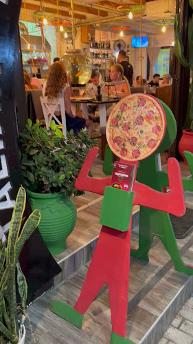 Opinii despre Tsaperdona pizza pasta în Ιαλυσός - Γαστρονομία και φιλοξενία