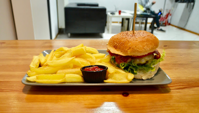 Hello - Ταγαράδες