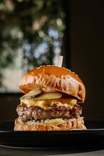 Χαρ. Τρικούπη 92, Κηφισιά 145 63