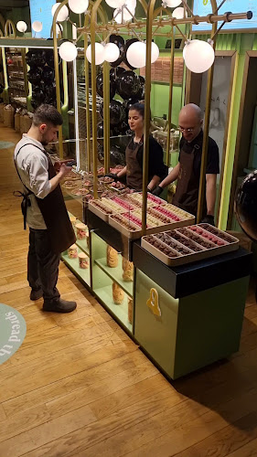 Mona Lisa L' Atelier Del Gelato | Athens