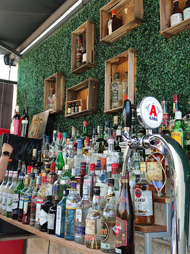 Agathi koozina bar - Γαστρονομία και φιλοξενία