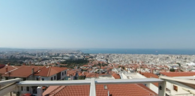 Castra Τerrace Βar - Θεσσαλονίκη