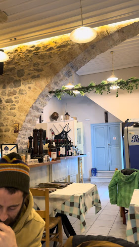 Opinii despre Alaloum în Ναύπλιο - Γαστρονομία και φιλοξενία