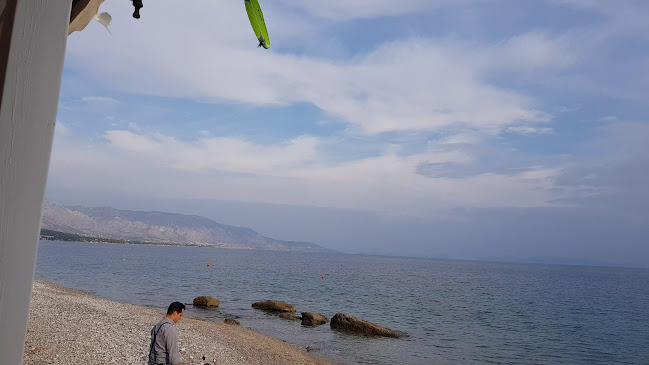 Σαρωνικού, Άγιοι Θεόδωροι 200 03