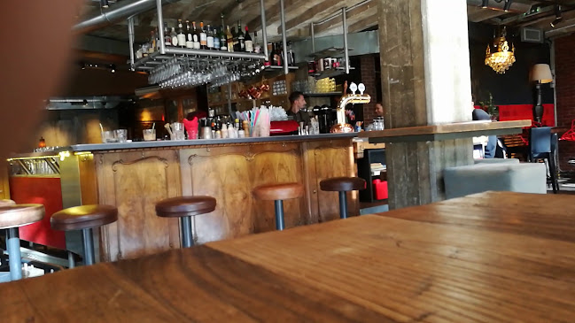 Comentarii opinii despre Urban