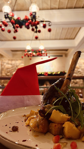 Opinii despre Anafiotika Cafe - Restaurant în Αθήνα - Γαστρονομία και φιλοξενία