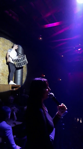 Εις Υγείαν - Πειραιάς