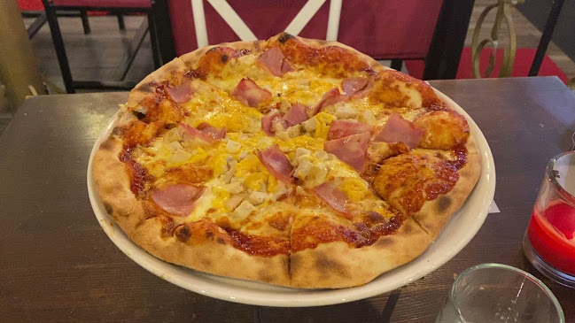 Opinii despre Tsaperdona pizza pasta în Ιαλυσός - Γαστρονομία και φιλοξενία