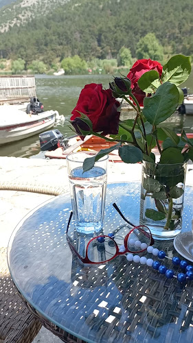 Opinii despre Απόπλους în Νήσος Ιωαννίνων - Γαστρονομία και φιλοξενία