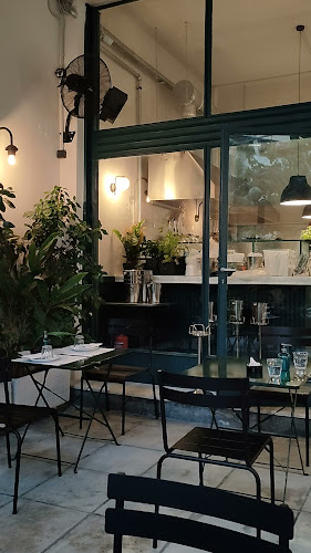 Opinii despre Τζουτζούκα în Αθήνα - Γαστρονομία και φιλοξενία