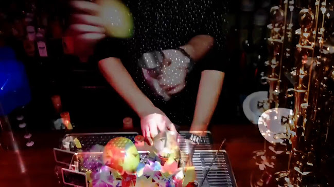 Opinii despre Medez Cafe & Bar Pagrati în Αθήνα - Γαστρονομία και φιλοξενία