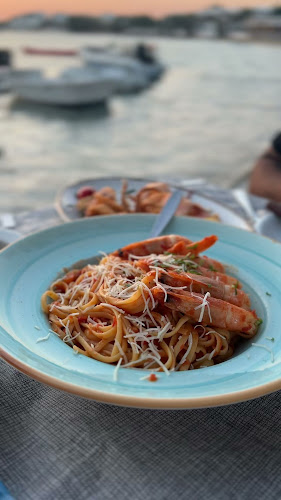 Το Μπαλκόνι του Άκη