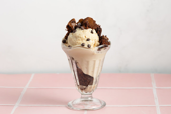 Αστυδάμαντος 15, Παγκράτι, Πλ. Μεσολογγίου, Αθήνα 116 34