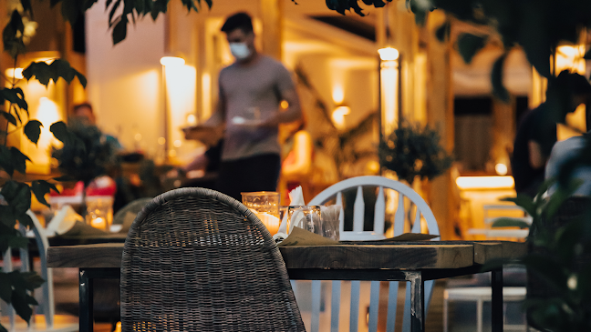 Σχίνος Μπιστρό - Περιστέρι