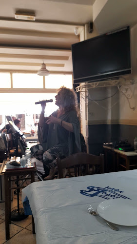 Opinii despre Οδός Ελλήνων în Νέοι Επιβάτες - Γαστρονομία και φιλοξενία