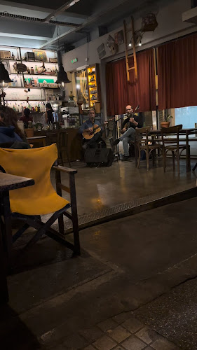 Opinii despre Psirra bar (Ψύρρα) în Αθήνα - Γαστρονομία και φιλοξενία