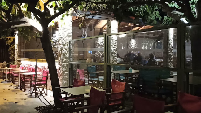 Μαραθονα - Γαστρονομία και φιλοξενία