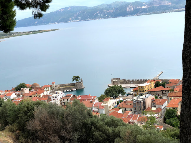 Opinii despre Castello cafe în Ναύπακτος - Γαστρονομία και φιλοξενία