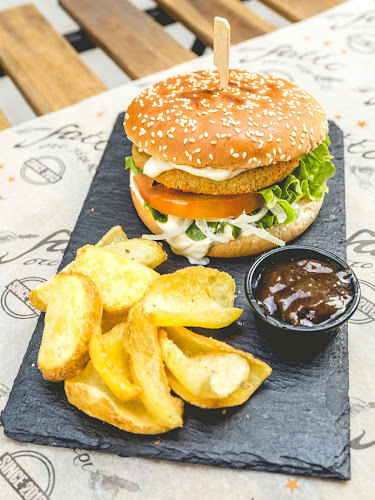 Πατρόκλου 5, Λάρισα 412 22