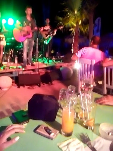 Almira Beach Bar Restaurant Chania - Αγ. Μαρίνα