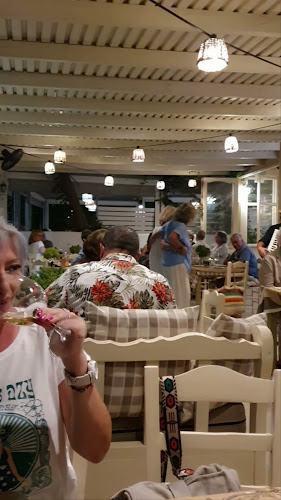 Ντεούντας - Γαστρονομία και φιλοξενία