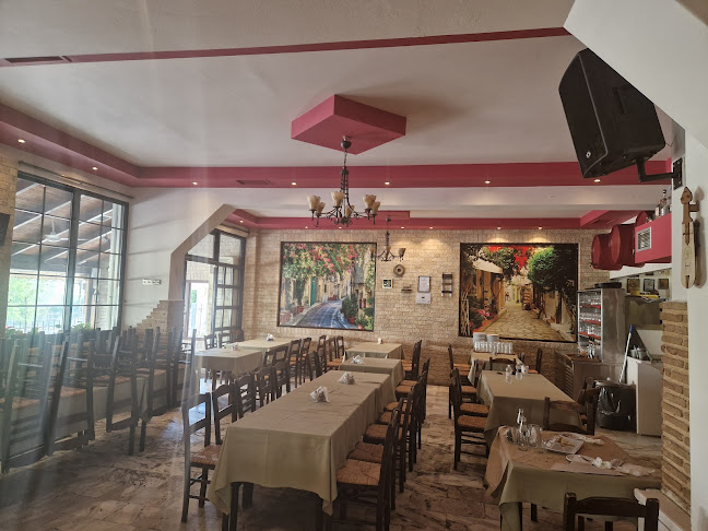 Comentarii opinii despre Φοίνικες