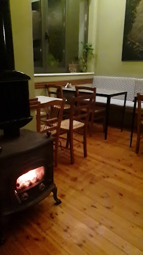 Η ΠΛΑΤΕΙΑ - ΜΑΓΚΛΑΡΑΣ - Γαστρονομία και φιλοξενία