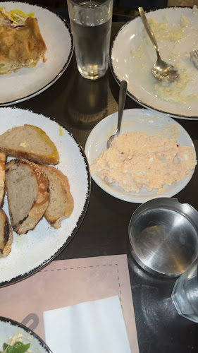 Το Δίχαλο Χανιά - Χανιά