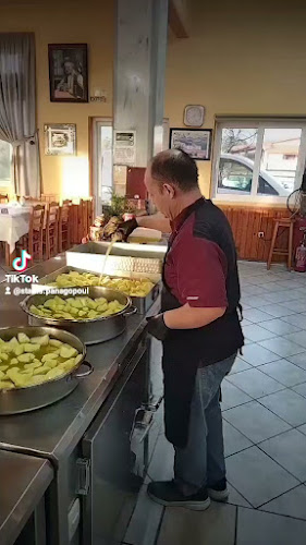 Opinii despre Ταβέρνα ο Μάκης - Κερατέα în Κερατέα - Γαστρονομία και φιλοξενία