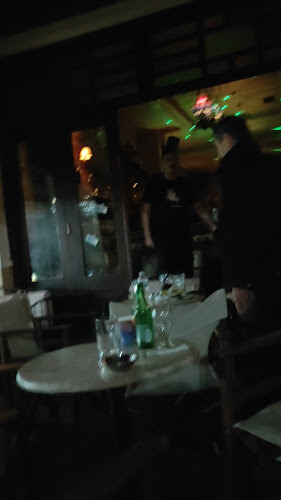 Opinii despre Retro cafe Amaliada în Αμαλιάδα - Γαστρονομία και φιλοξενία