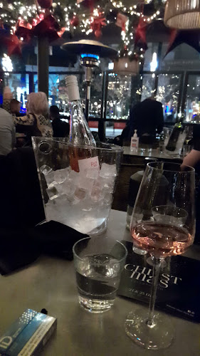 Opinii despre Model Urban Style Bar în Εύοσμος - Γαστρονομία και φιλοξενία