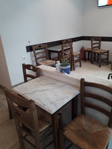 Καφενειο λευκιμμη 1966