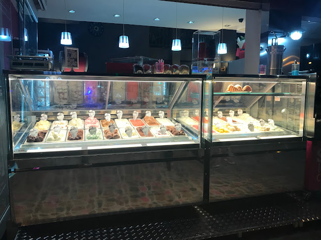 Δημοκρατίας 161, Αγριά 373 00