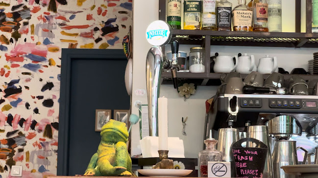 Comentarii opinii despre The Frogs Bar