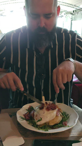 Aparto Bistro • Cafe Bar - Γαστρονομία και φιλοξενία