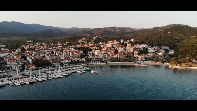 Opinii despre Mouragio Mediterranean Restaurant în Λιμενάρια - Γαστρονομία και φιλοξενία