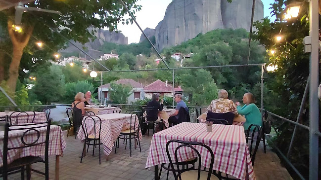 Opinii despre Taverna Ouzeri PAPPAS în Καστράκι - Γαστρονομία και φιλοξενία