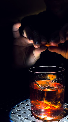 Emvasis Cafe - Cocktail Bar/Εμβασις - Γαστρονομία και φιλοξενία