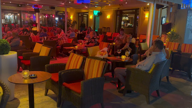 Opinii despre Corner Cafe bar în Πυθαγόρειο - Γαστρονομία και φιλοξενία