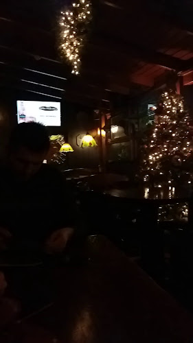 Comentarii opinii despre Arch Beer House